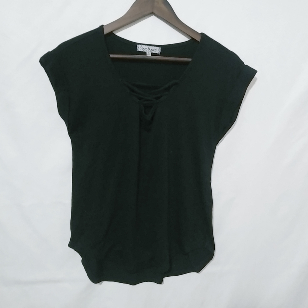 ALMOST FAMOUS Crave Fame S Black Strappy Front Top - Picture 2 of 6